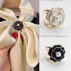 2024 New In-Women's Elegant Pearl Floral Scarf Ring Clip