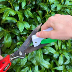 🔥Last Day Promotion-49%OFF🔥Outdoor Portable Safety Handheld Knife Sharpener